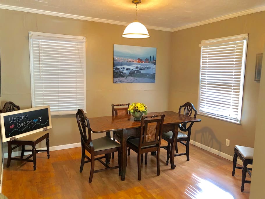 Formal dining room