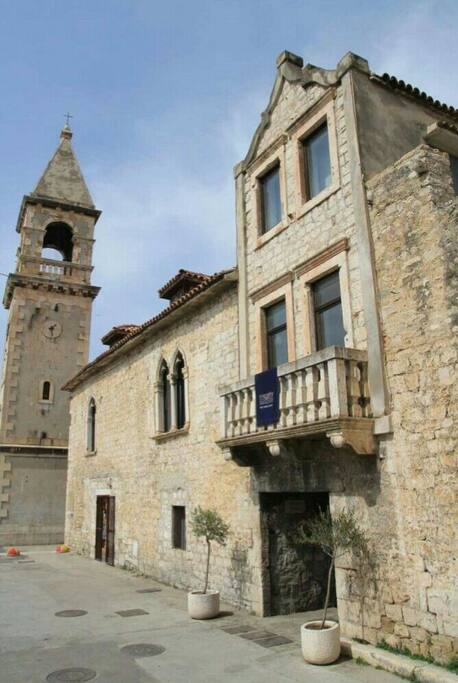 Medieval castle is also the location of the local museum of town Kaštela
