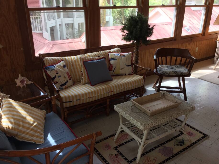 Seating area as you enter the home