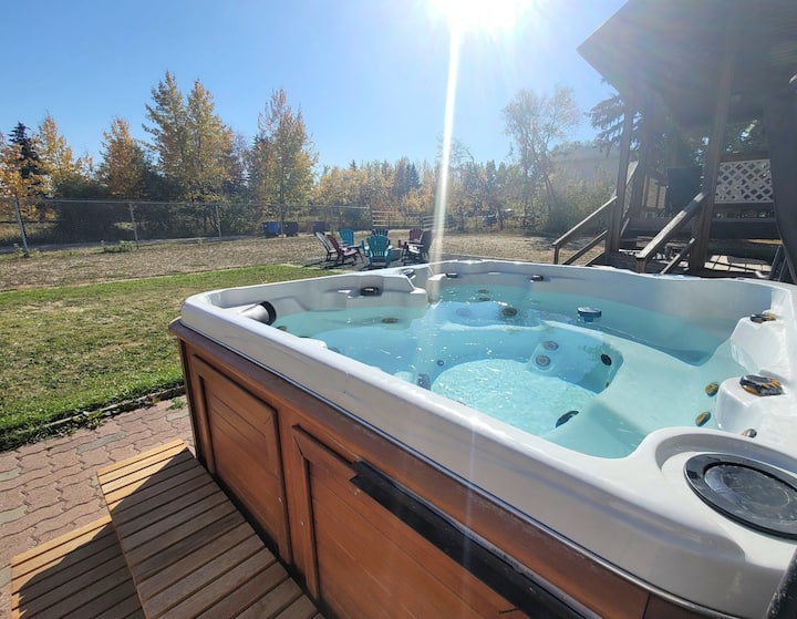 Large House with Hot Tub by beach