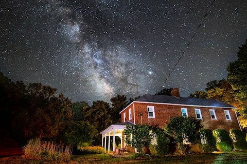 Modern Farmhouse near Shenandoah Nat'l Park + Lake