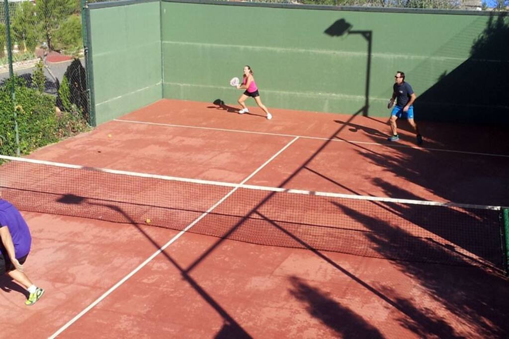 Actividades en la finca > Pádel