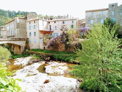 Maison de Maître for up to 35 guests, 12 bedrooms