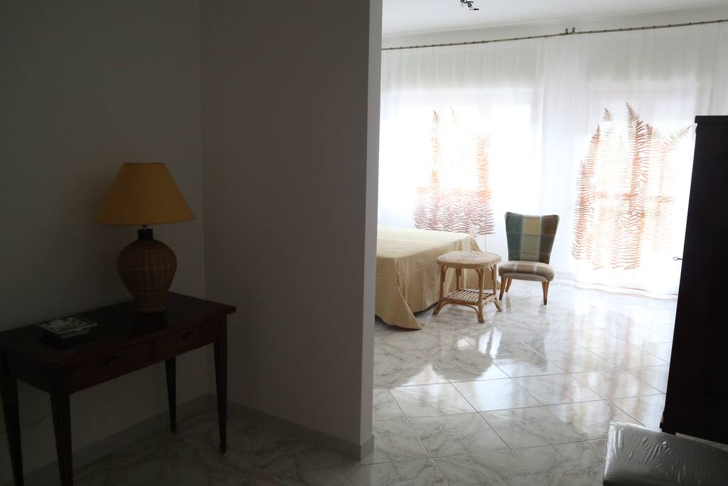 ingresso e camera