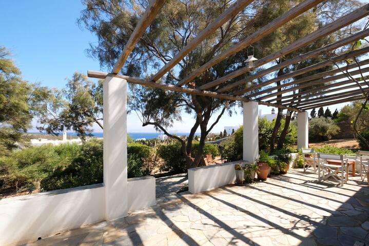 St Maria Architect’s Villa with Atrium & Garden gallery image 2