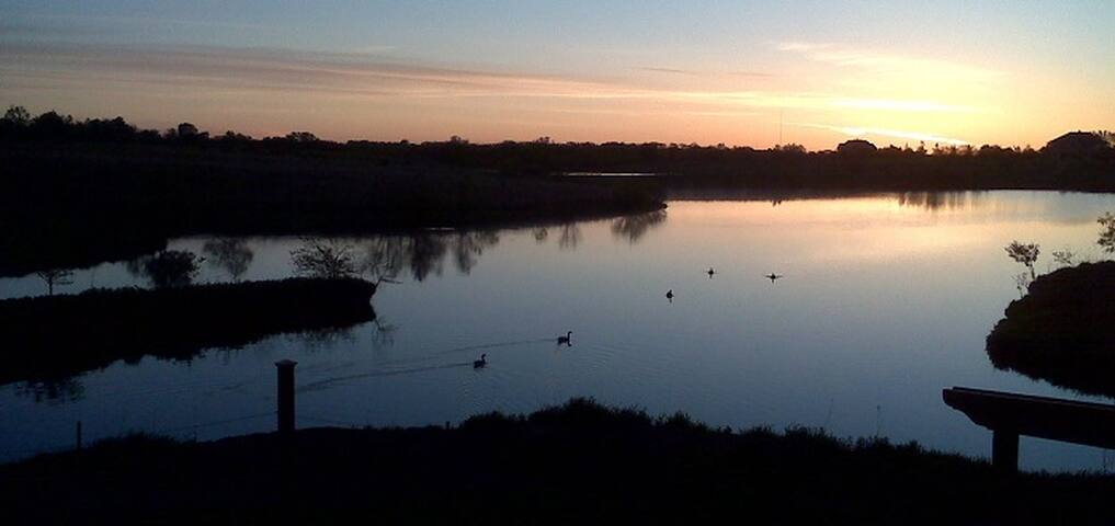 A gorgeous lakeside Vastu cottage all to yourself!