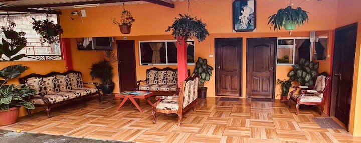 Casa Exclusiva, Cero Contacto Con Otros Huéspedes - Tungurahua
