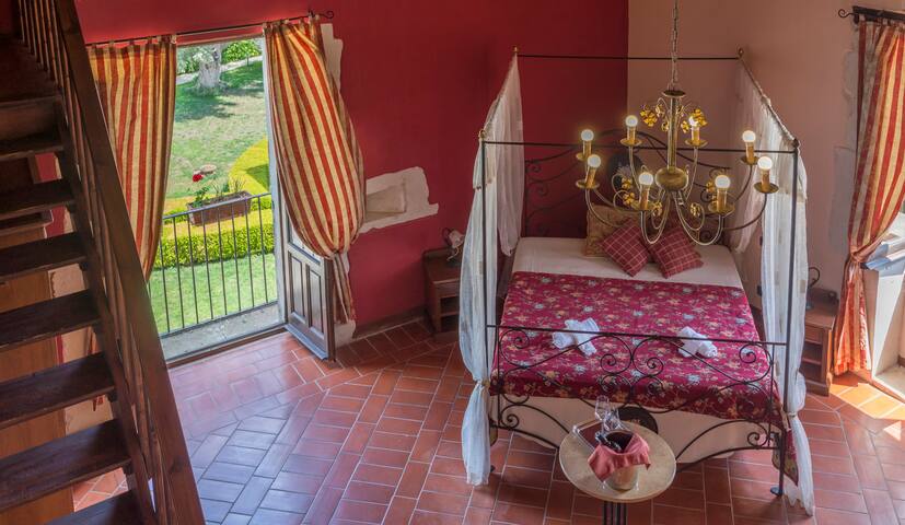 Hotel Lady Lusya managed Airbnb listing 1