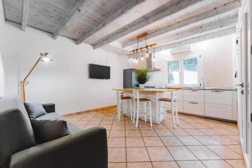 Top performing Airbnb: Casa Bea 400 meters from the sea, vacation in Chia Sardinia in Domus De Maria