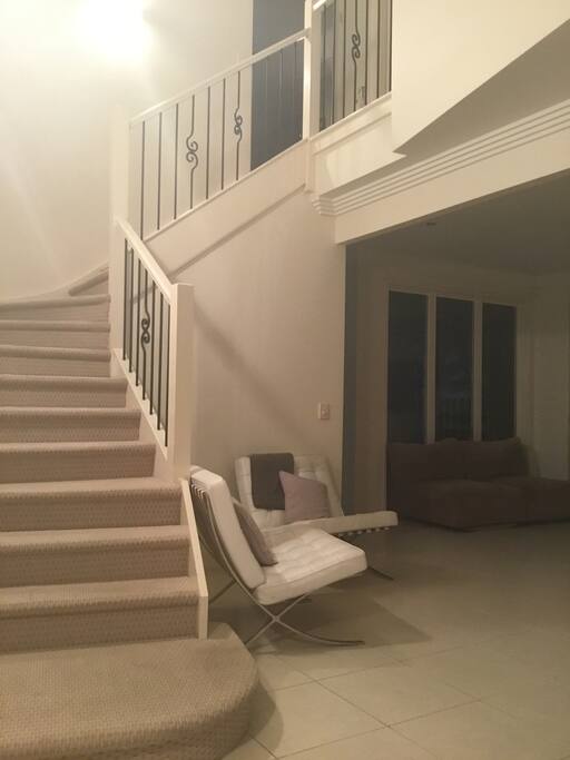 Entrance & front lounge