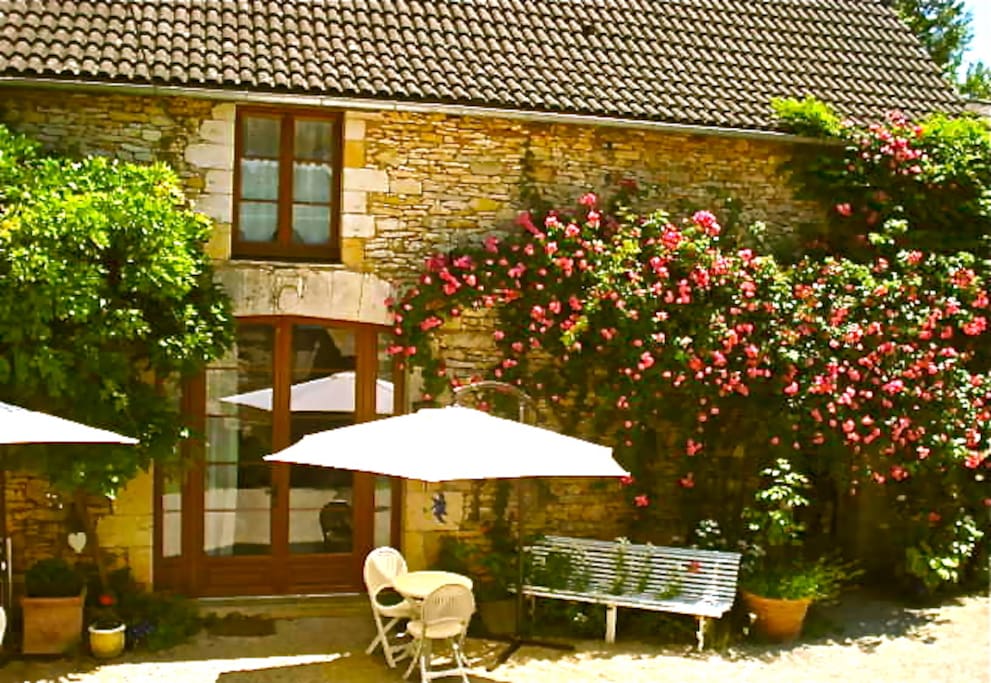 Sunny summer days at La Grange