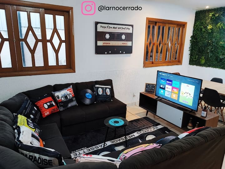 Bsb Casa P/ Até 20 Pessoas + Garagem/churrasqueira - Brasília