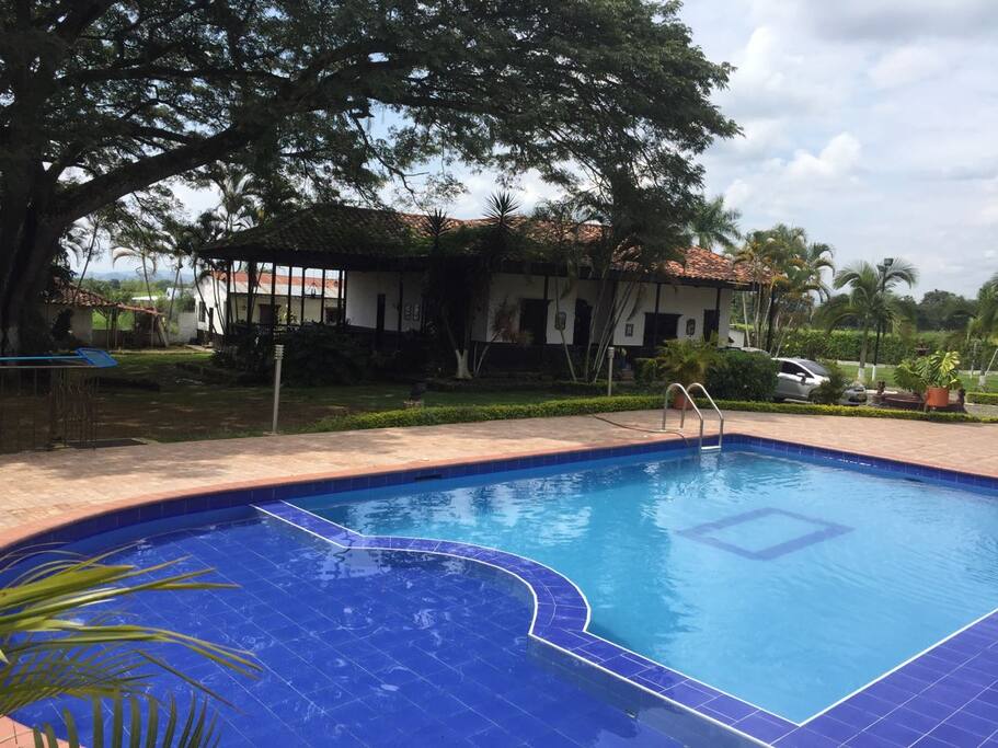 Casa principal, Piscina, Piscina para niños