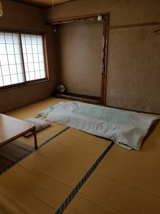Guest Room2