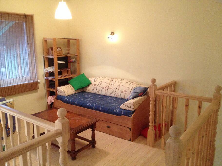 2d floor chill-place