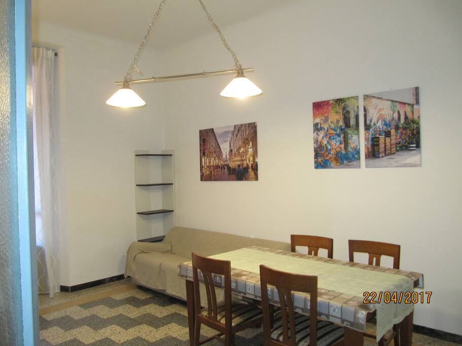 Soggiorno con area pranzo - Dining Room