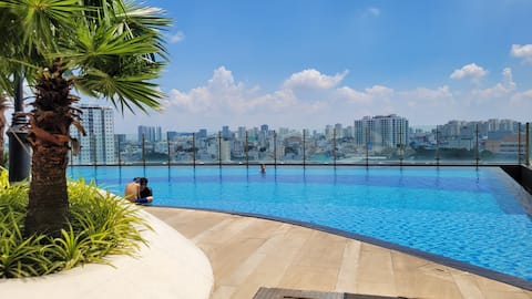 Nice High View 2B Apt| Netflix Pool Gym_10m D1