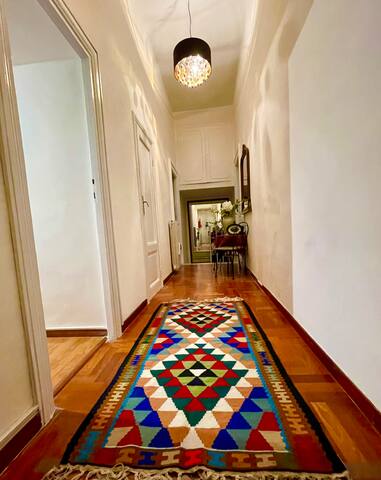 Apartment for 8 person, 10 minutes to Vaticano gallery image 2