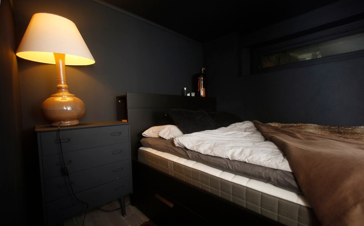 Spálňa s manželskou posteľou