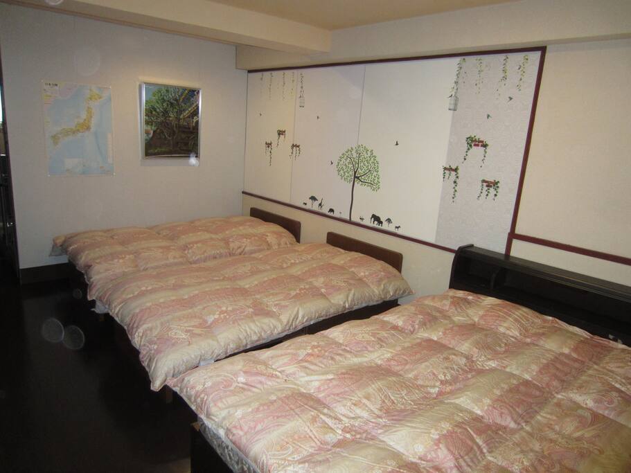 Bedroom
臥室