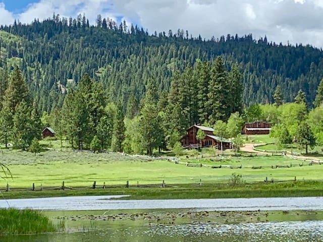 All Inclusive Idaho Mountain Guest Ranch Cabins