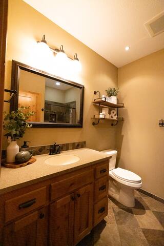 Lake House with Private Beach, Great for Families gallery image 5