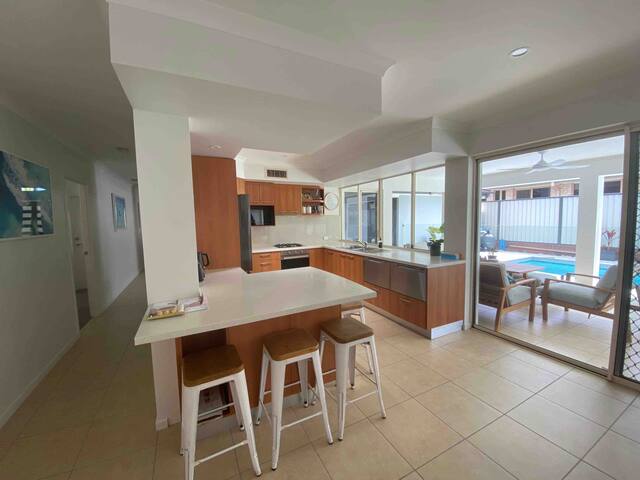 Summertime by the pool and beach gallery image 4