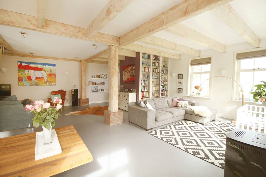 Large bright living room