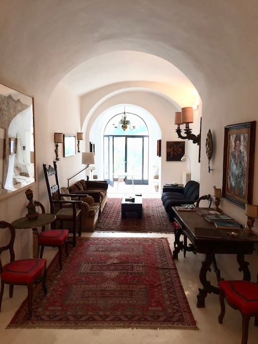 Ingresso, salotto.