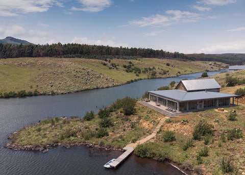 Star Dam Lodges - Safire Lodge
