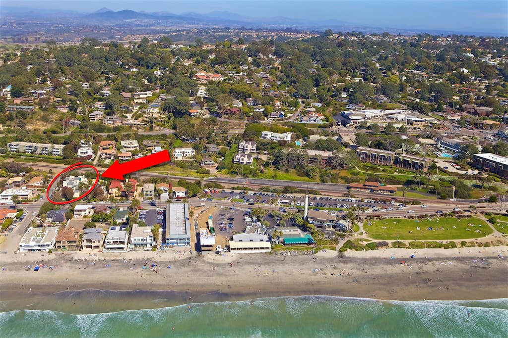 BEST LOCATION IN DEL MAR Steps to beach! Condominiums for Rent in