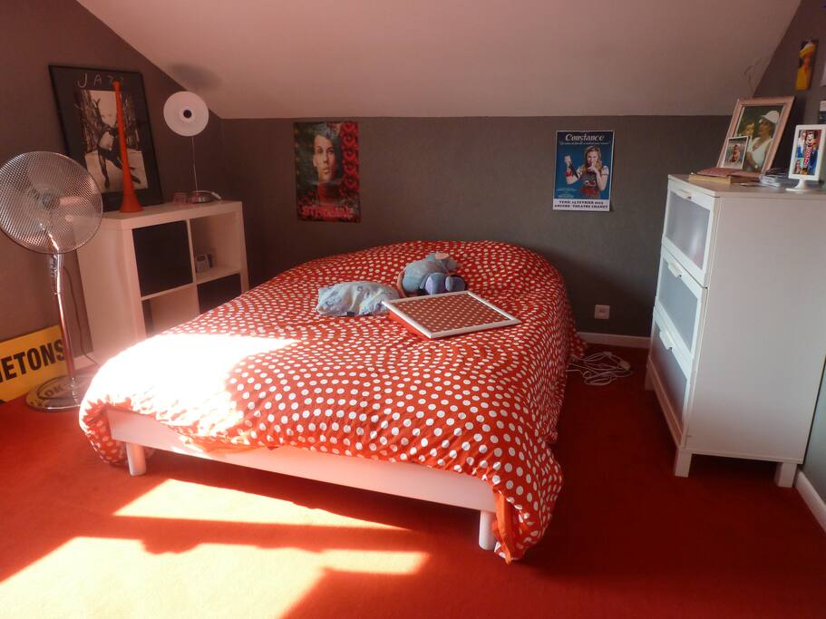 Chambre au 2 e étage, au calme