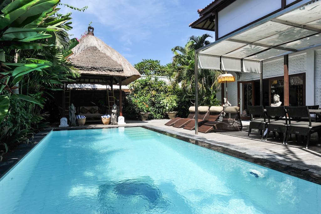 Private pool L8m10 x 3m30 x H1m50