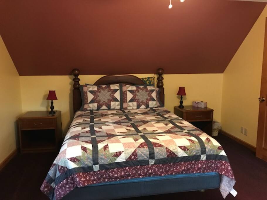 Queen bed