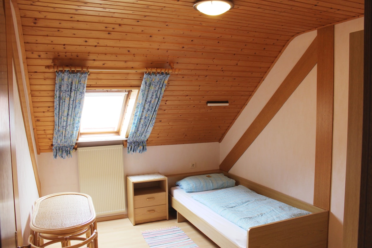 Schlafzimmer 3.