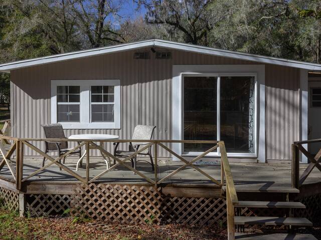 Airbnb Morriston Vacation Rentals Places To Stay Florida