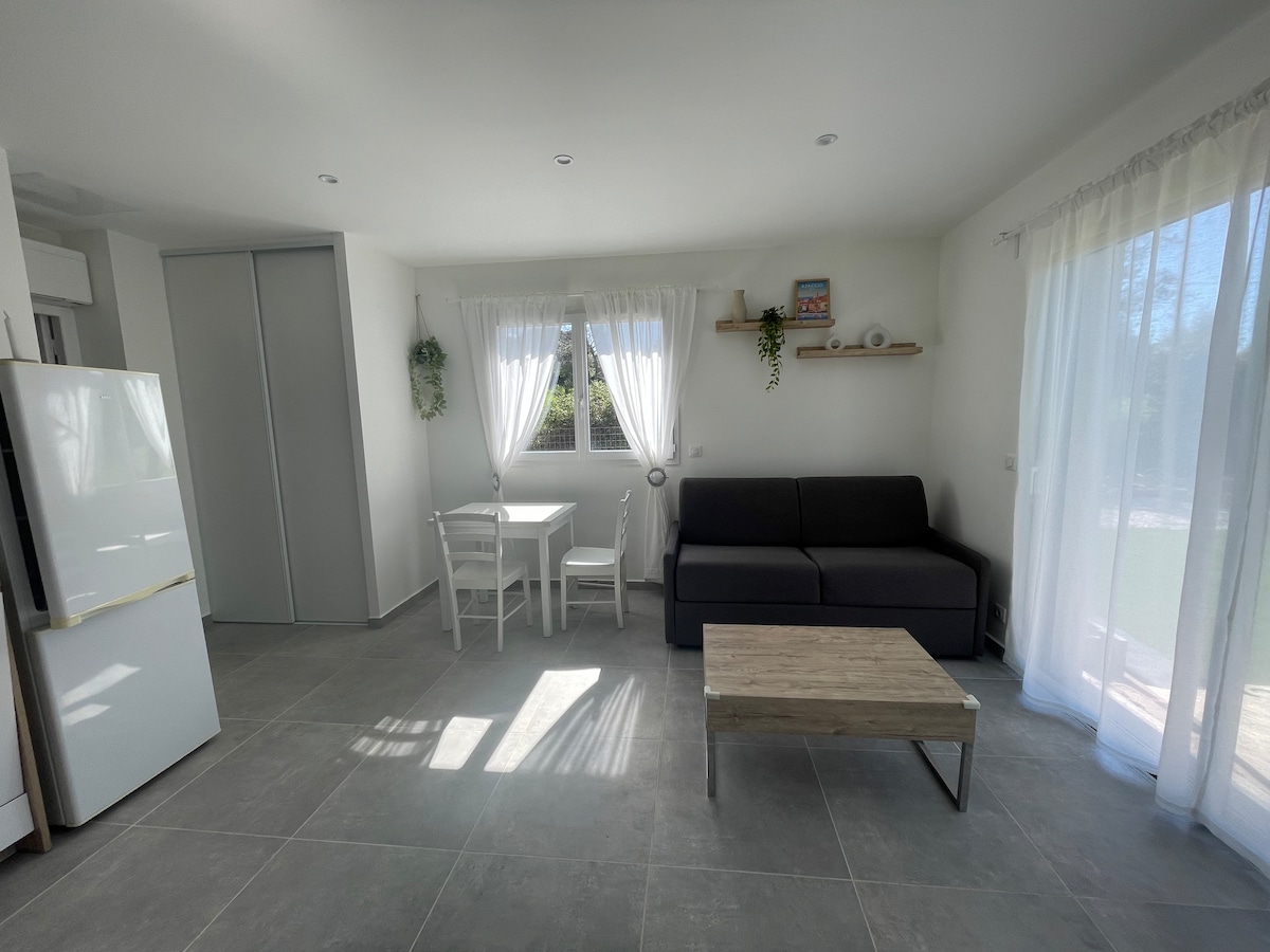 Beliebte Airbnb-Anzeige: Beautiful T2 Porticcio – 2/4 people in Grosseto Prugna