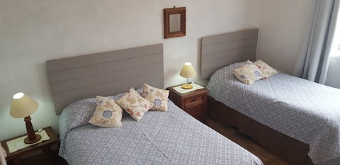 Habitación 2 : Diviértete o Disfruta en Valle de B