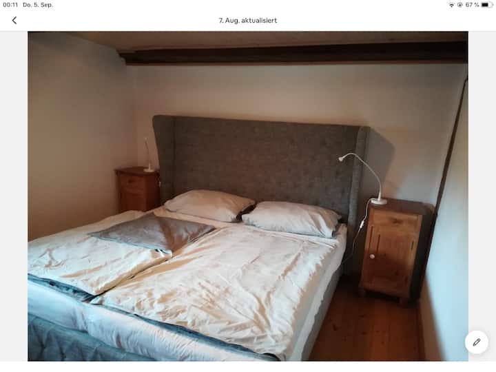 Schlafzimmer 2