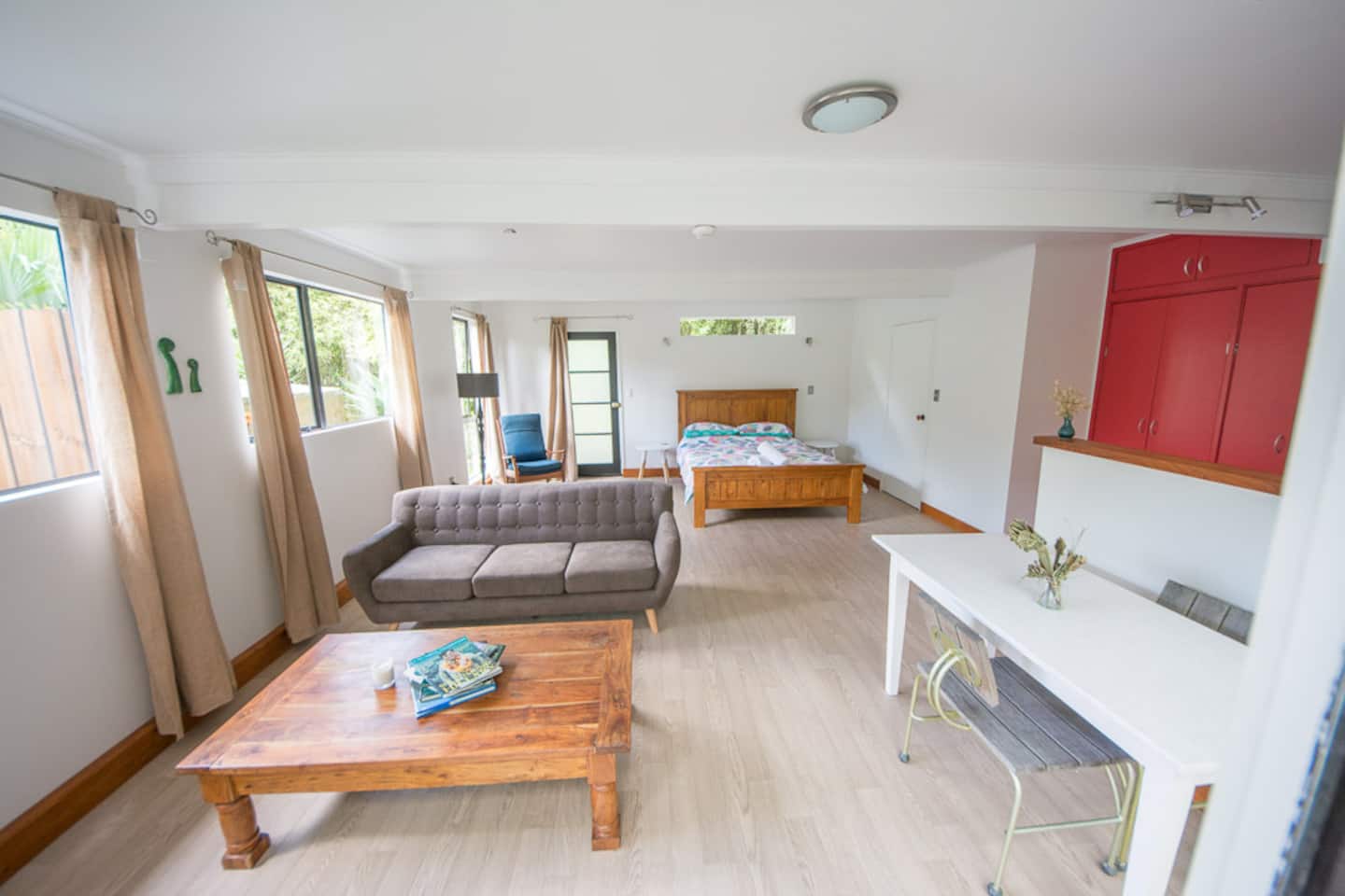 Piha Paradise 1