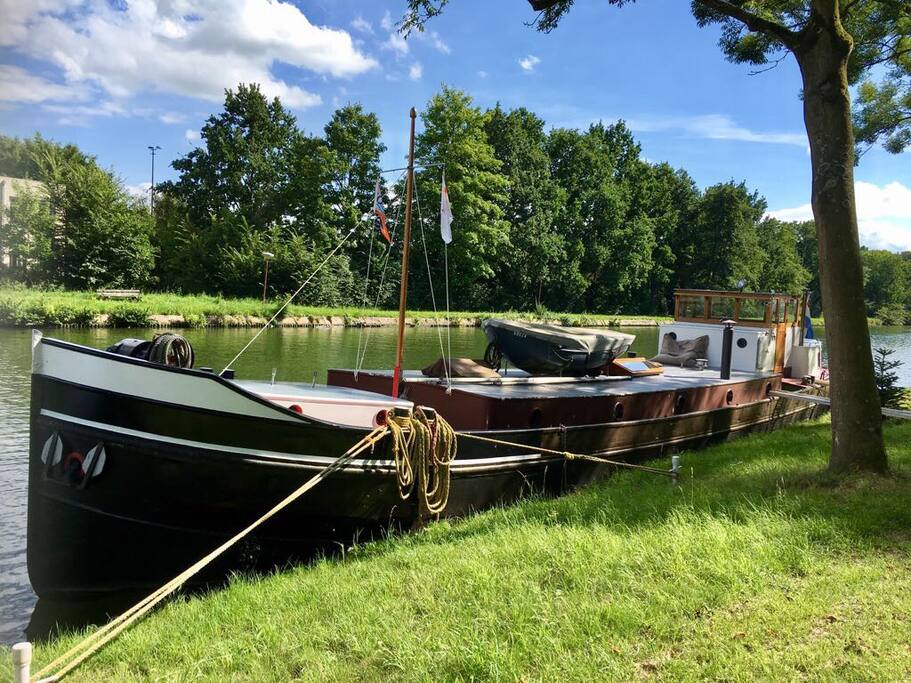 woonboot utrecht airbnb woonschip oud vrachtschip jutphaas nieuwegein woonboot utrecht airbnb woonschip oud vrachtschip jutphaas nieuwegein