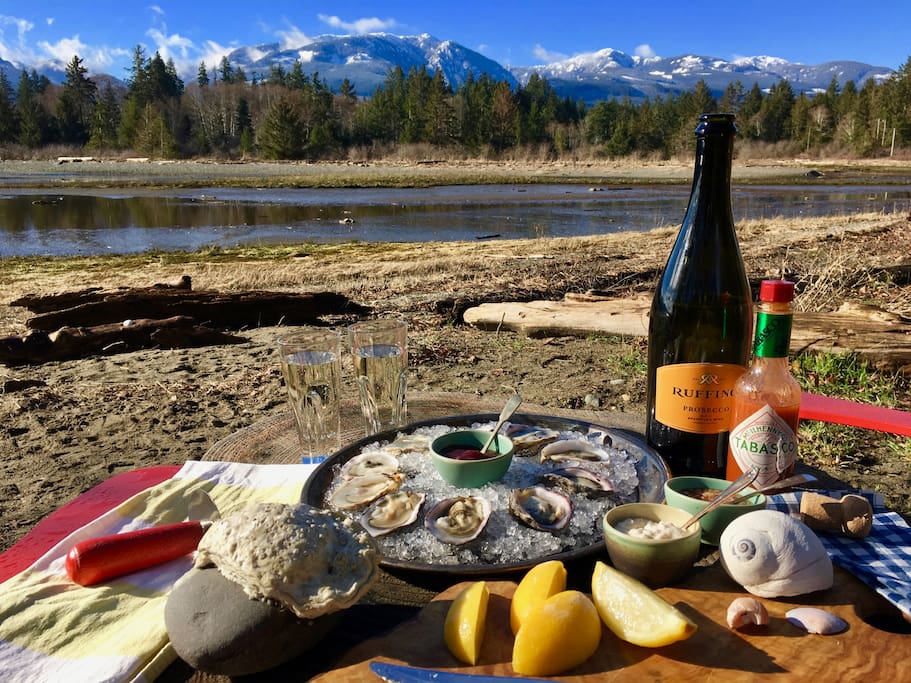 Picnic the Fanny Bay way with Oysters!