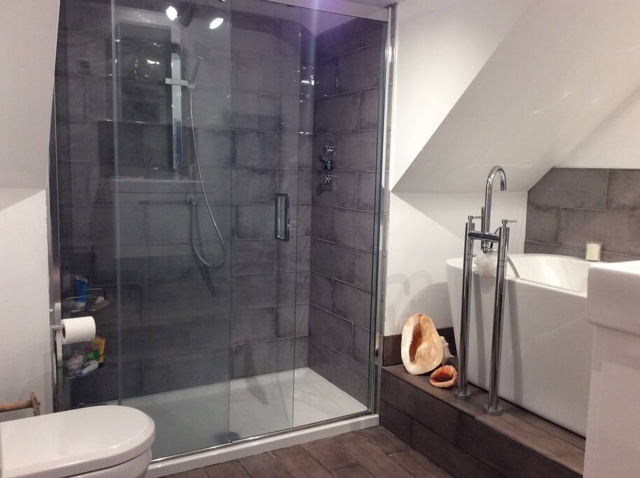 Ensuite to master