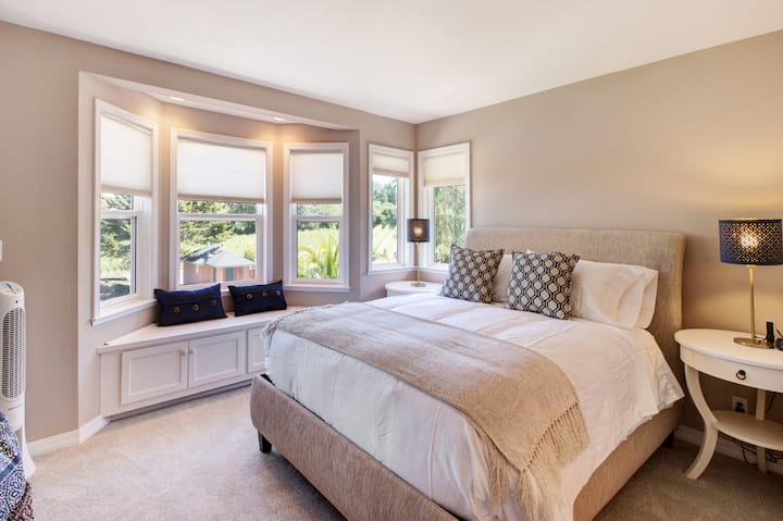 Bedroom 2: Upstairs. The Winemaker's Room with queen bed. Winemaker Alex Kanzler grew up here.