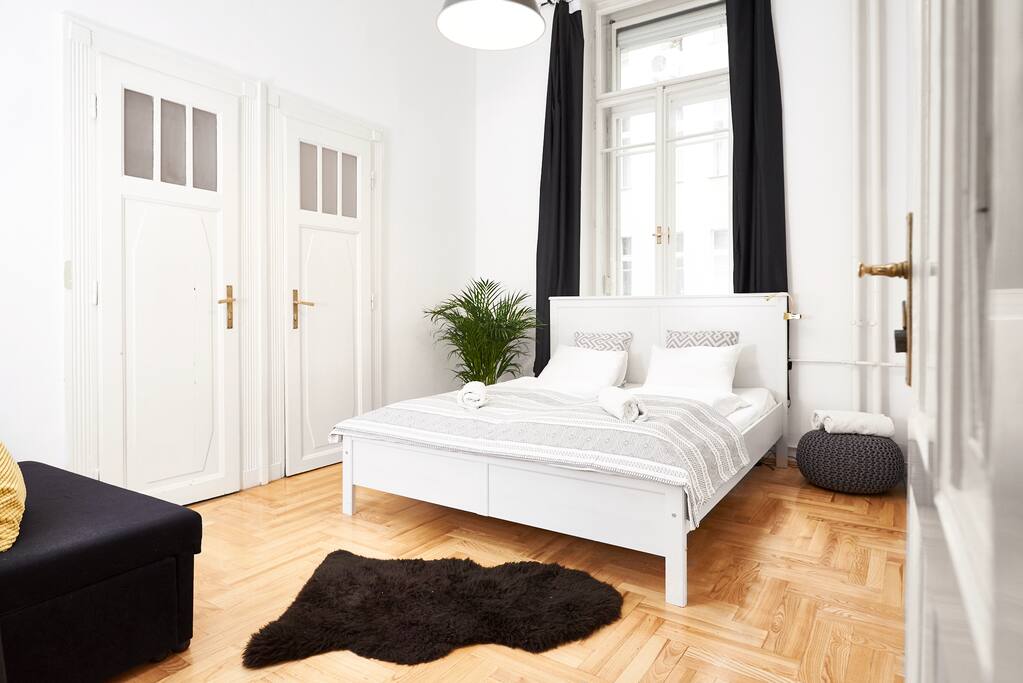 bedroom n1.( behind the two door there is a wardrobe)
