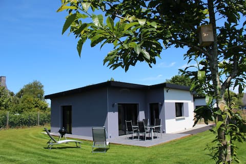 Successful Airbnb property: 2-Cottage NEW 4* great comfort - Private HOT TUB - Sea in Telgruc Sur Mer