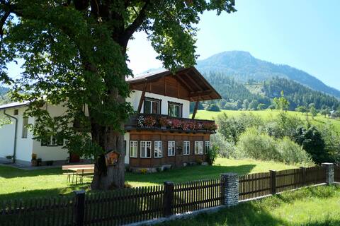Romantic country house in Mariazell for up to P. 9