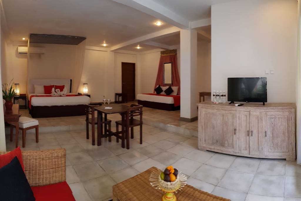 Large room, for honeymooners or families