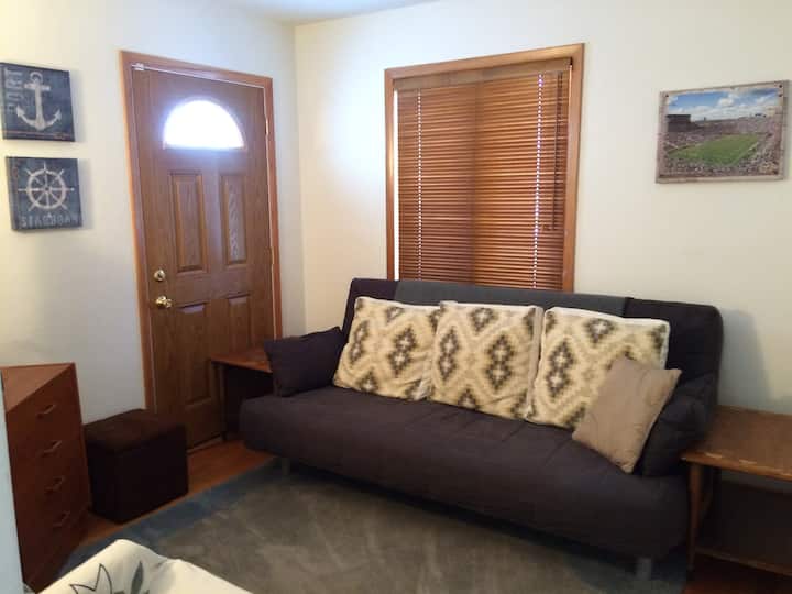 Perfect ND Location! Corner of ND Ave & Angela Blv