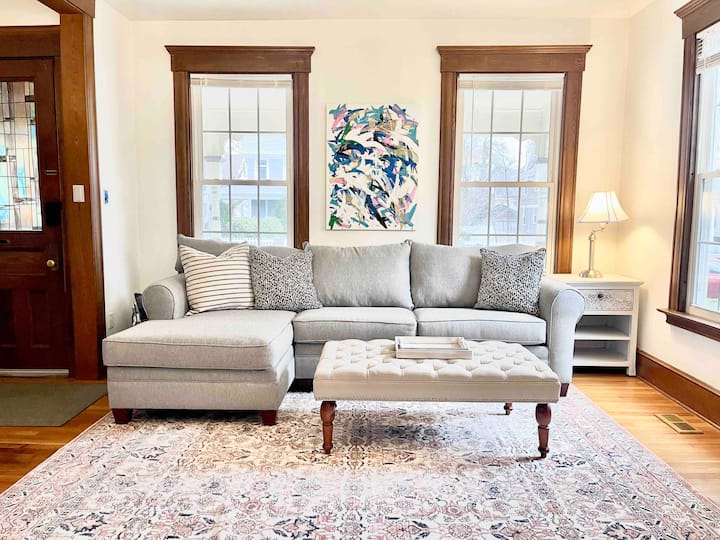Large Designer Westville House! Walk To Yale Bowl - New Haven, CT